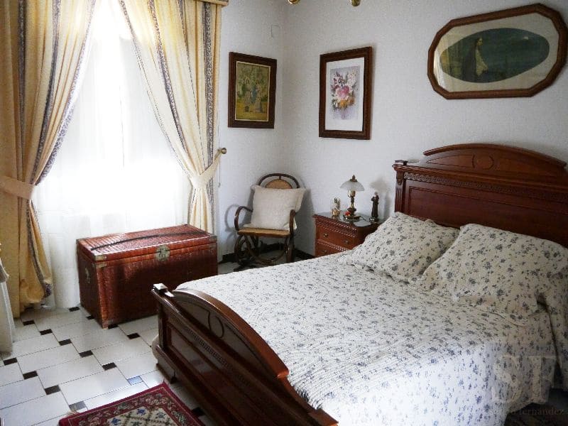 4 bedroom Townhouse for sale in Canillas de Aceituno with garage - € 390,000 (Ref: 3306686)