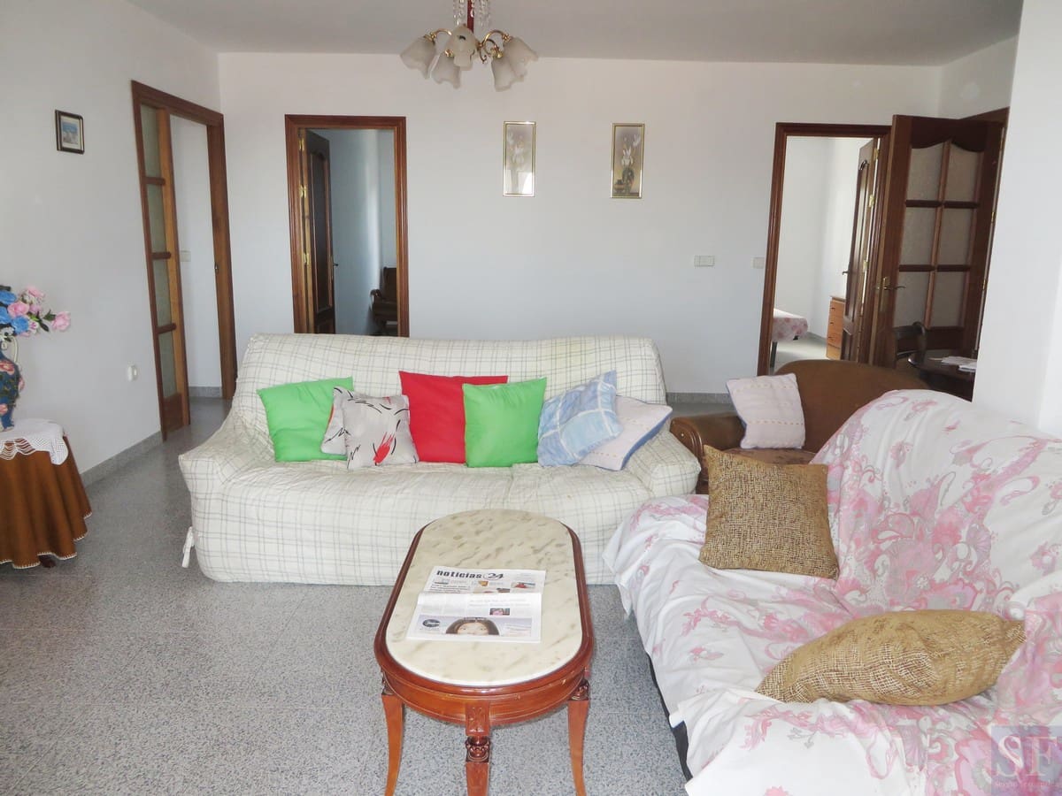 Casa de 5 habitaciones en Cómpeta en venta con garaje - 230.000 € (Ref: 3306736)
