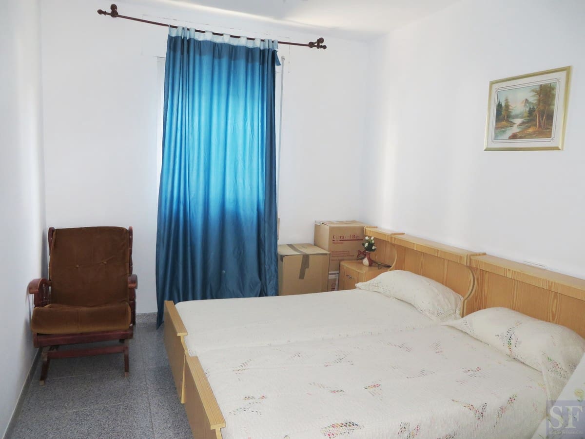 Casa de 5 habitaciones en Cómpeta en venta con garaje - 230.000 € (Ref: 3306736)