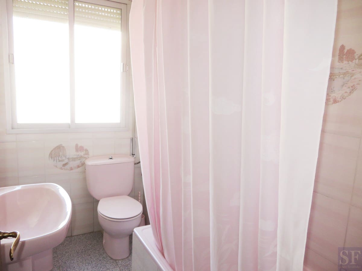 Casa de 5 habitaciones en Cómpeta en venta con garaje - 230.000 € (Ref: 3306736)