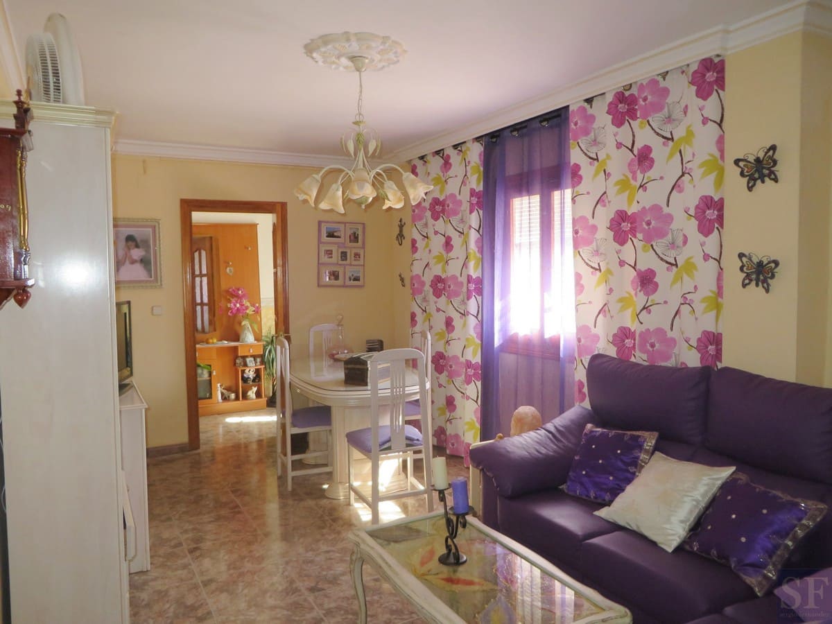 Casa de 3 habitaciones en Cómpeta en venta - 137.000 € (Ref: 3306777)