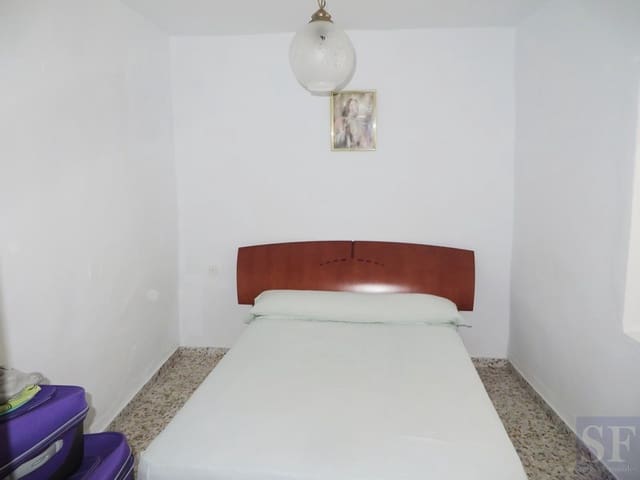 2 bedroom Townhouse for sale in Cómpeta - € 82,000 (Ref: 3306950)