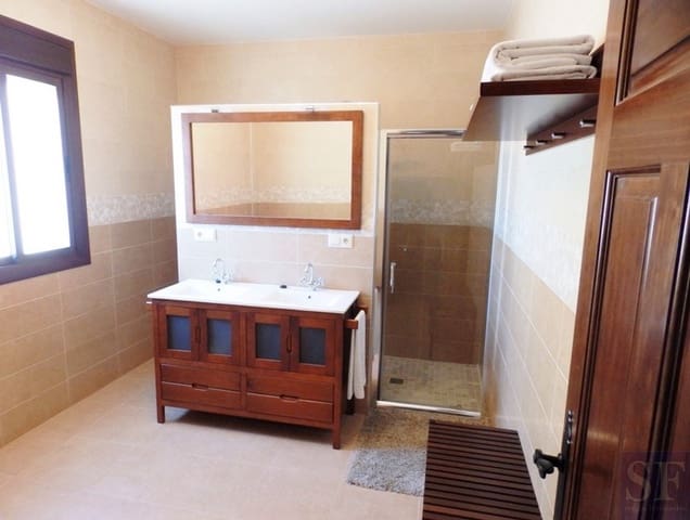 3 bedroom Townhouse for sale in Salares - € 209,000 (Ref: 3306951)