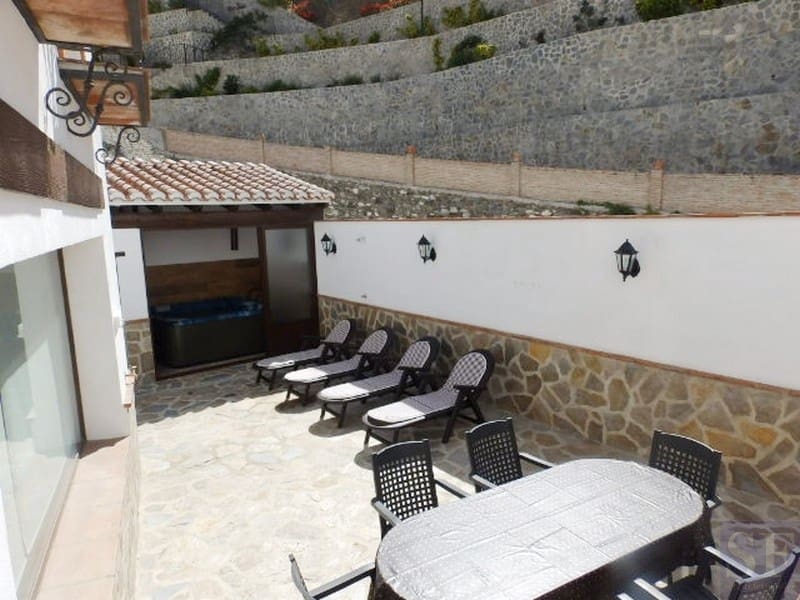 3 soveværelse Byhus til salg i Salares - € 209.000 (Ref: 3306951)