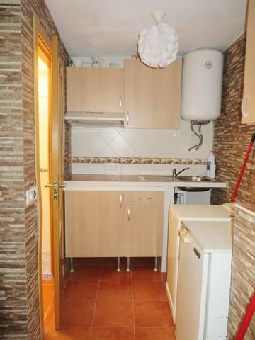 4 soveværelse Byhus til salg i Salares - € 85.000 (Ref: 3306955)