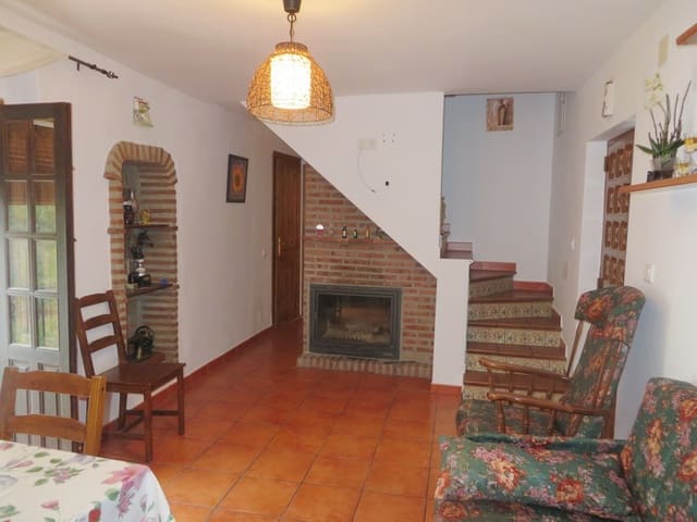 4 soveværelse Byhus til salg i Salares - € 85.000 (Ref: 3306955)