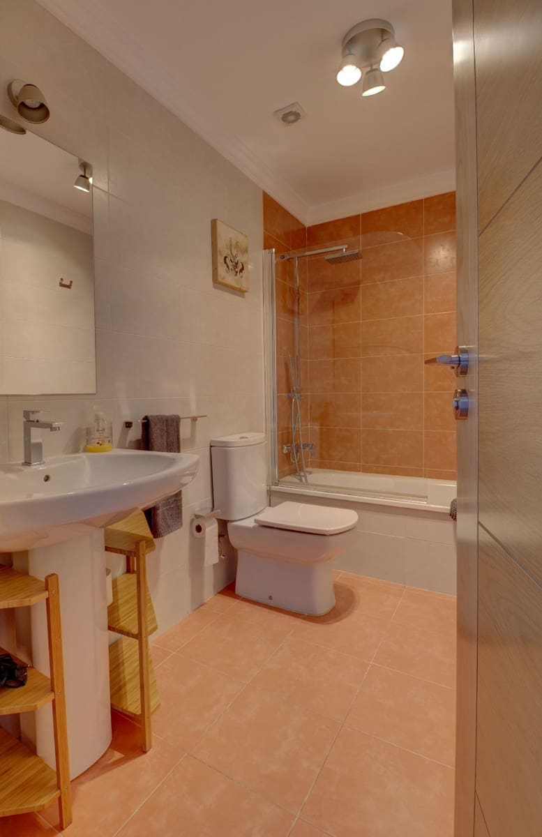   3 soveværelse   ferieLejlighed i Competa     - € 630 (Ref: 3307011)