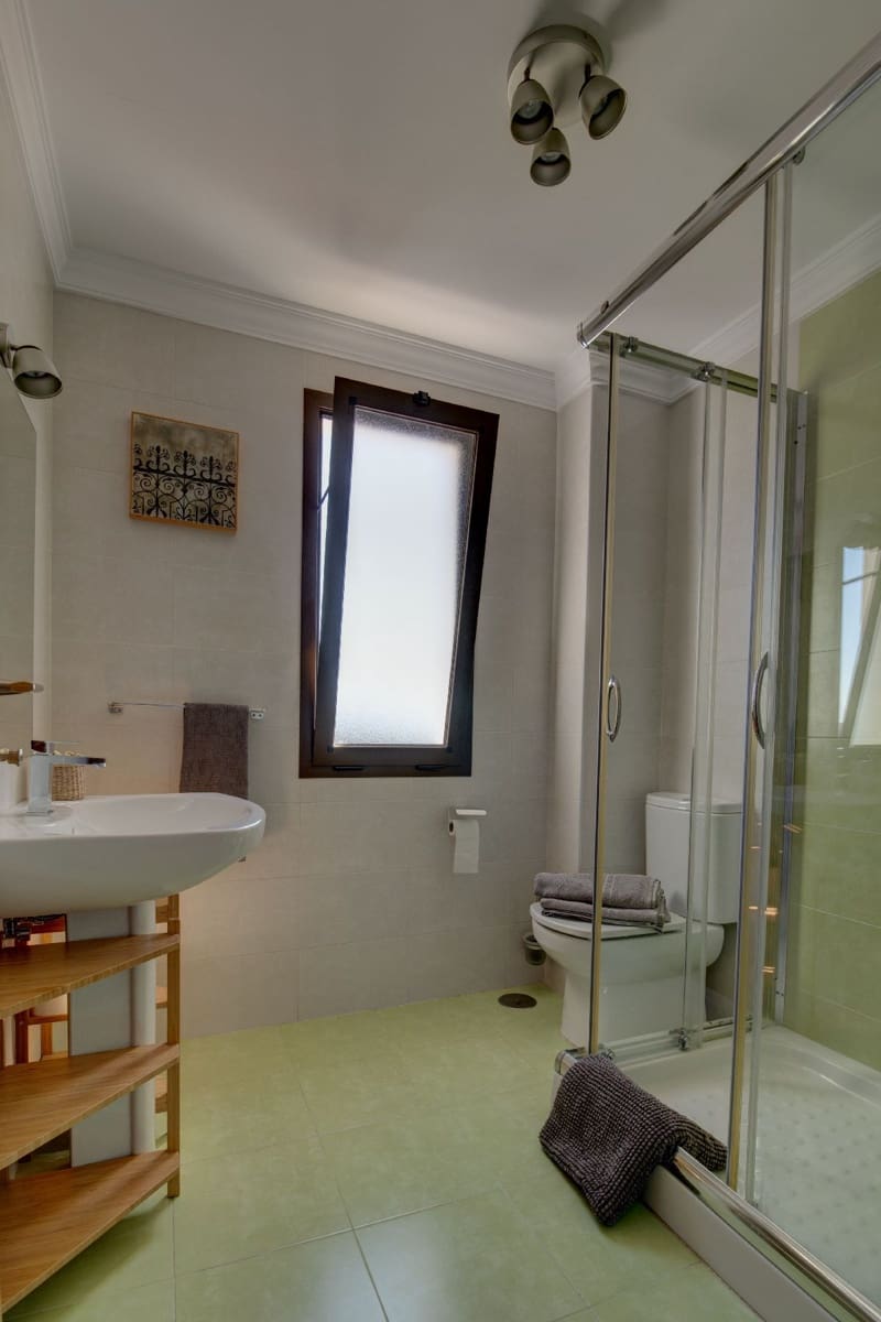   3 soveværelse   ferieLejlighed i Competa     - € 630 (Ref: 3307011)