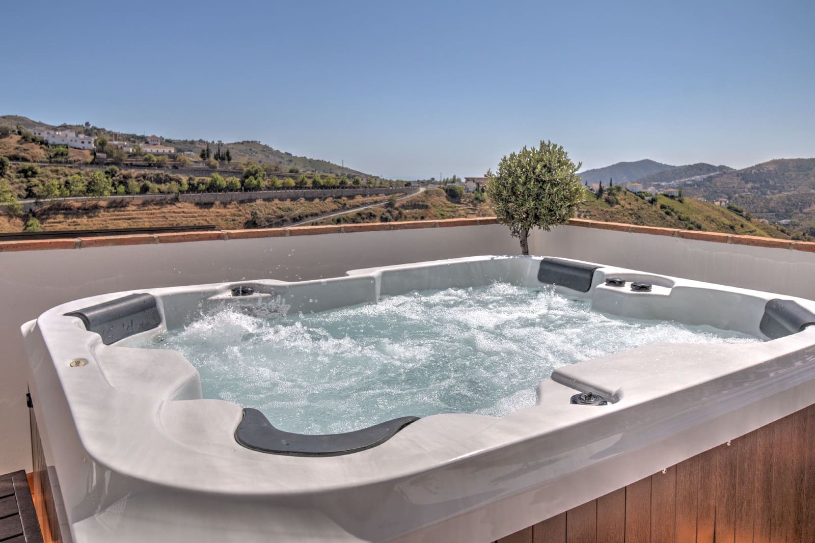   3 soveværelse   ferieLejlighed i Competa     - € 630 (Ref: 3307011)