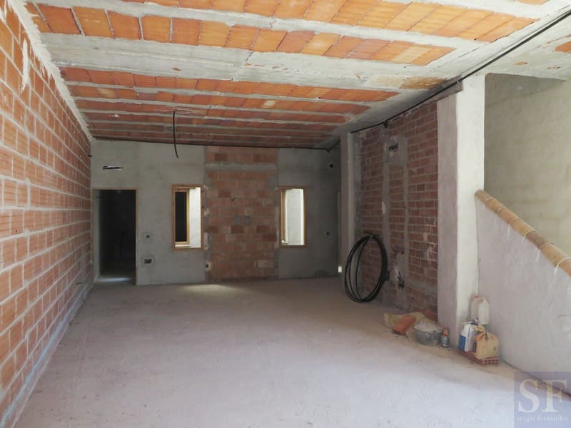 9 bedroom Townhouse for sale in Competa with pool - € 295,000 (Ref: 3307029)