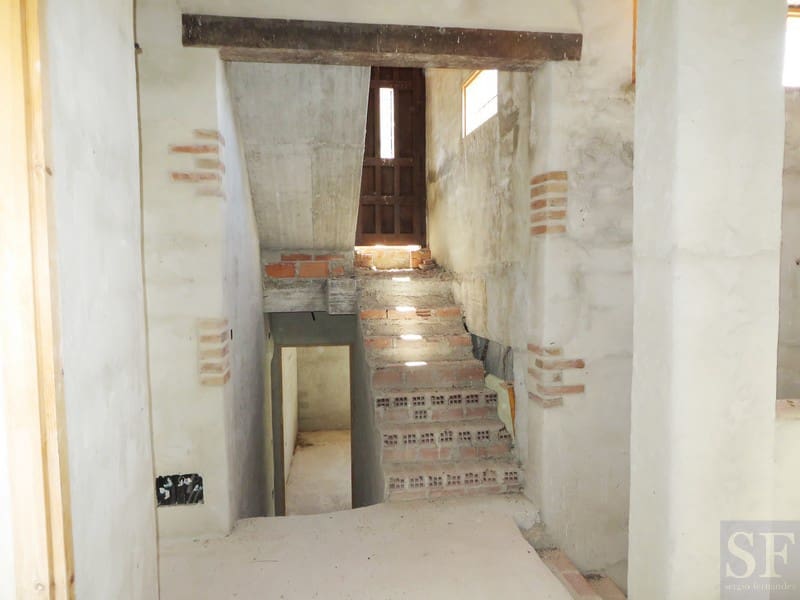 9 bedroom Townhouse for sale in Competa with pool - € 295,000 (Ref: 3307029)