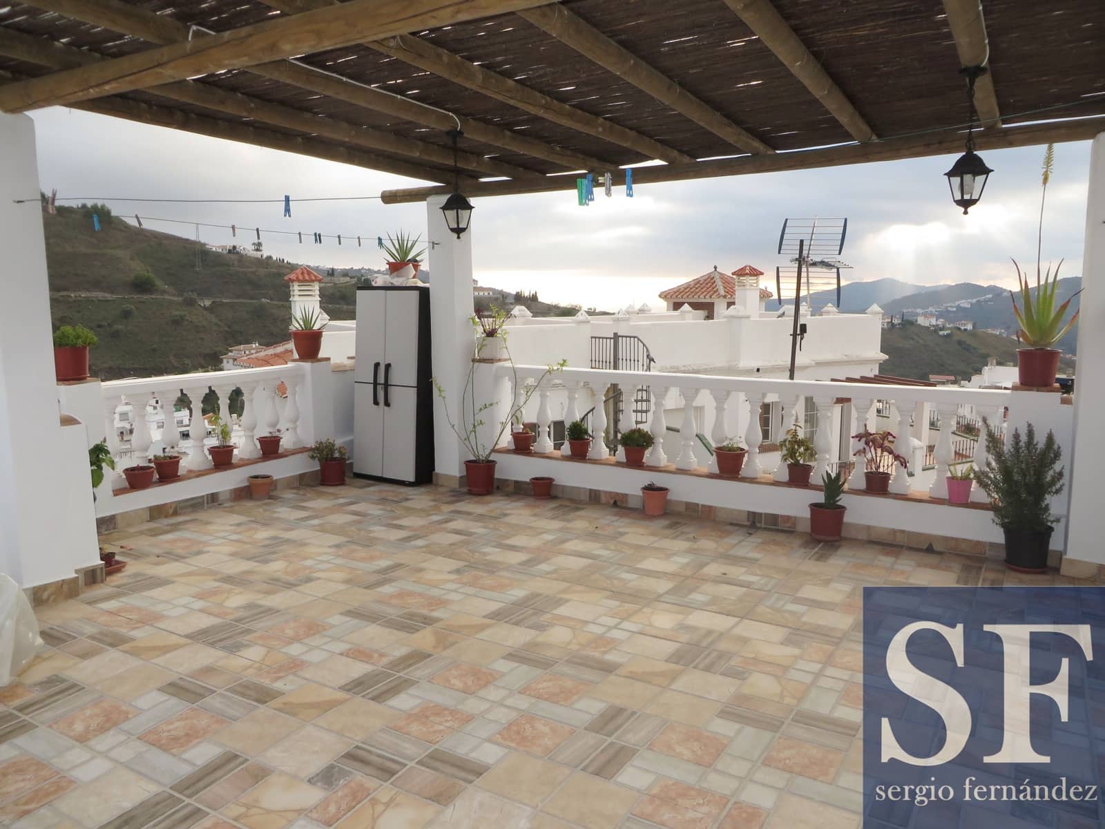 3 slaapkamer Huis te koop in Competa - € 170.000 (Ref: 3307036)