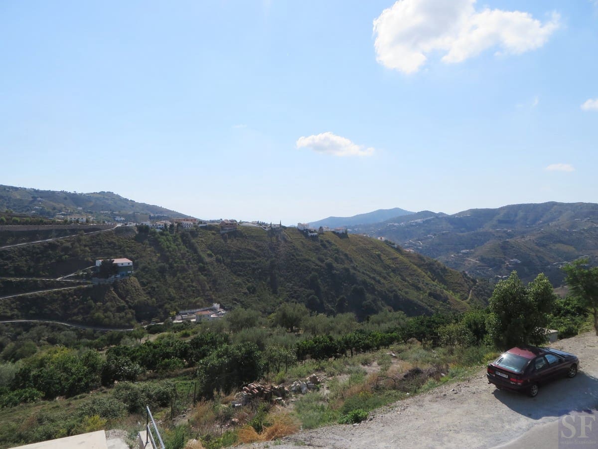 3 soverom Hus til salgs i Competa med garasje - € 480 000 (Ref: 3307046)