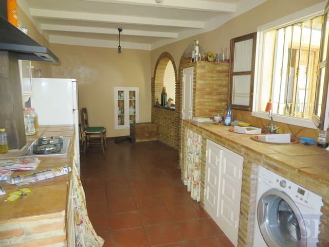 Casa de 7 habitaciones en Archez en venta - 259.000 € (Ref: 3307050)
