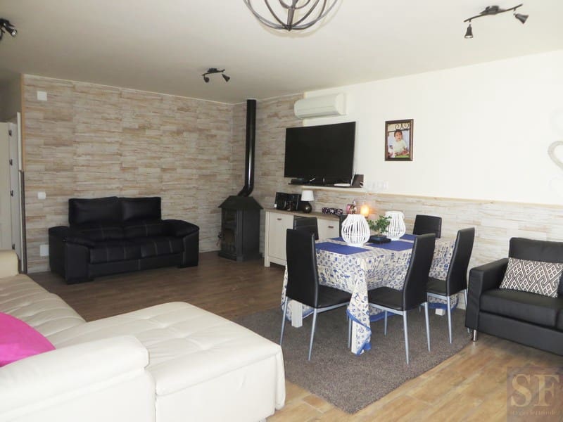 4 soveværelse Byhus til salg i Competa med swimmingpool garage - € 239.000 (Ref: 3493363)