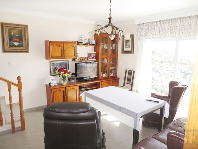 4 sypialnia Dom na sprzedaż w Cómpeta z basenem garażem - 395 000 € (Ref: 3493367)