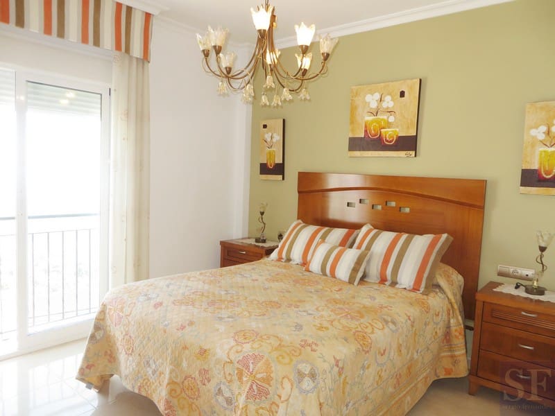 4 chambre Maison de Ville à vendre à Canillas de Aceituno - 275 000 € (Ref: 3510160)