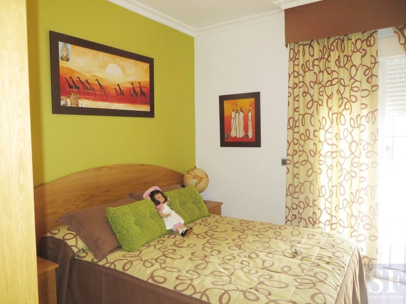 4 chambre Maison de Ville à vendre à Canillas de Aceituno - 275 000 € (Ref: 3510160)