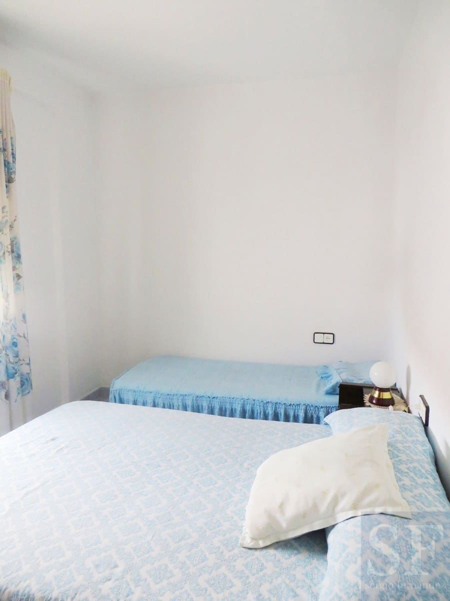 3 soveværelse Byhus til salg i Canillas de Albaida med garage - € 108.000 (Ref: 3532698)