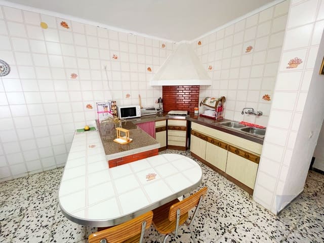 3 sypialnia Dom na sprzedaż w Canillas de Albaida z garażem - 108 000 € (Ref: 3532698)