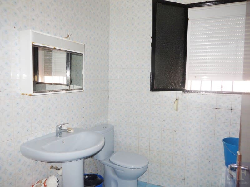 4 soveværelse Byhus til salg i Salares - € 156.000 (Ref: 3538578)