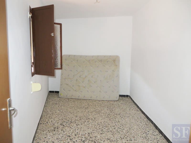 4 soveværelse Byhus til salg i Salares - € 156.000 (Ref: 3538578)