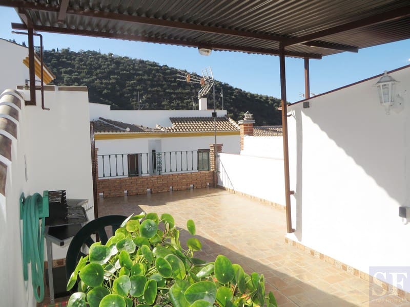 3 soverom Hus til salgs i Sayalonga - € 150 000 (Ref: 3633429)