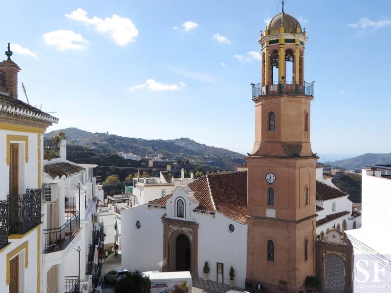 7 bedroom Townhouse for sale in Competa - € 220,000 (Ref: 3680028)