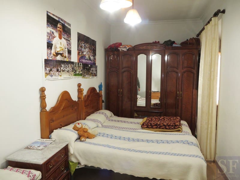 7 bedroom Townhouse for sale in Competa - € 220,000 (Ref: 3680028)