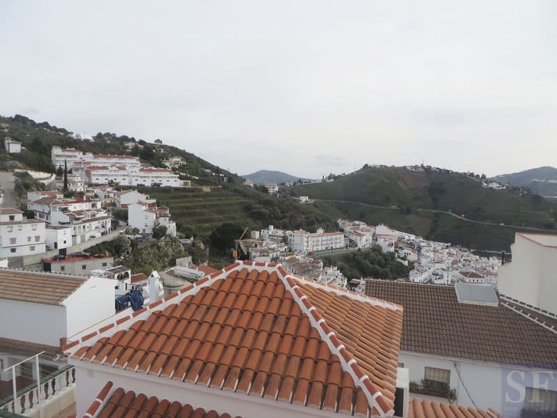 Maison de Ville à vendre à Competa avec garage - 189 000 € (Ref: 3693850)