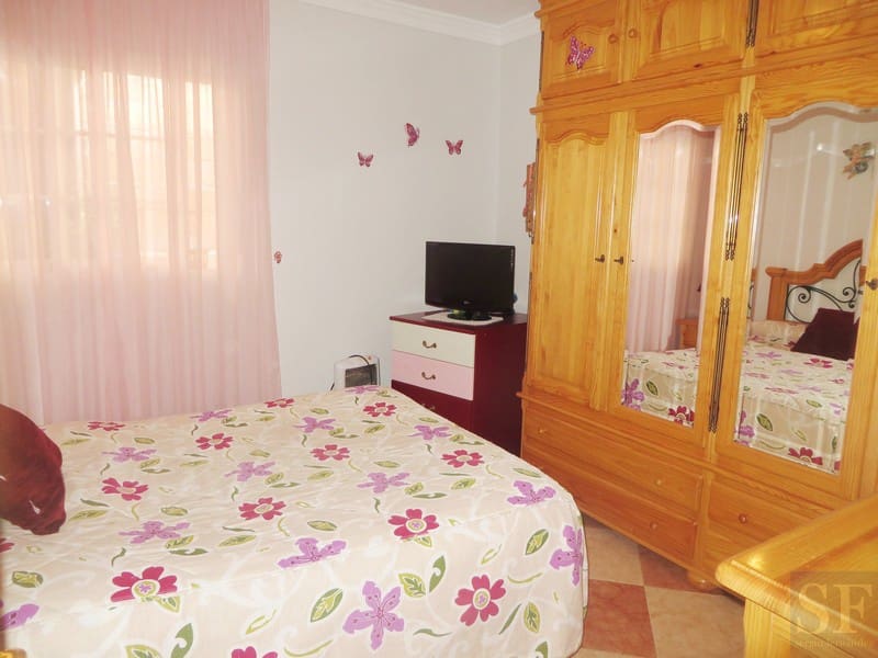 4 bedroom Townhouse for sale in Competa - € 198,000 (Ref: 3693853)