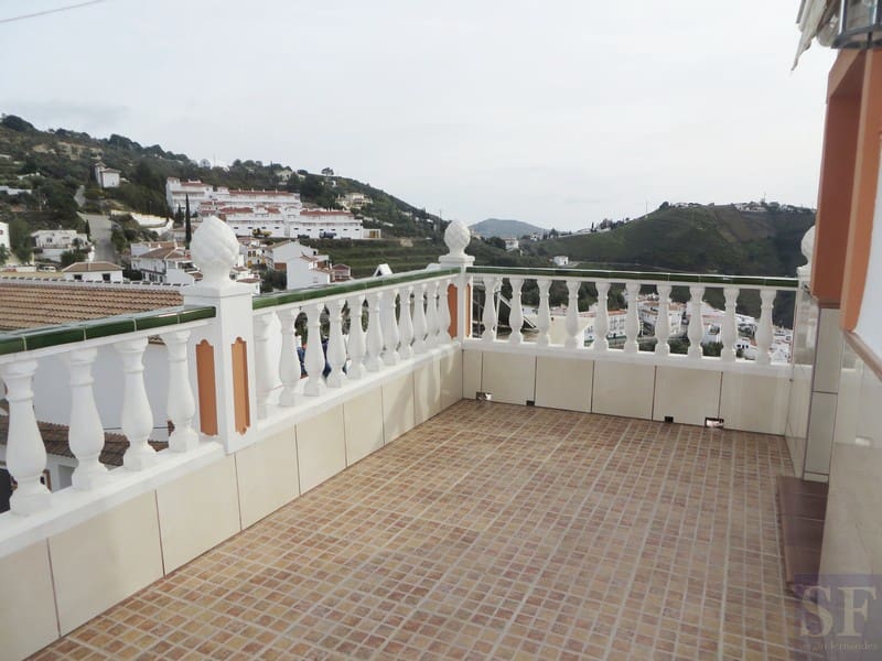 4 bedroom Townhouse for sale in Competa - € 198,000 (Ref: 3693853)