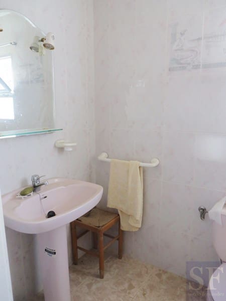 3 slaapkamer Huis te koop in Sedella - € 80.000 (Ref: 3701572)