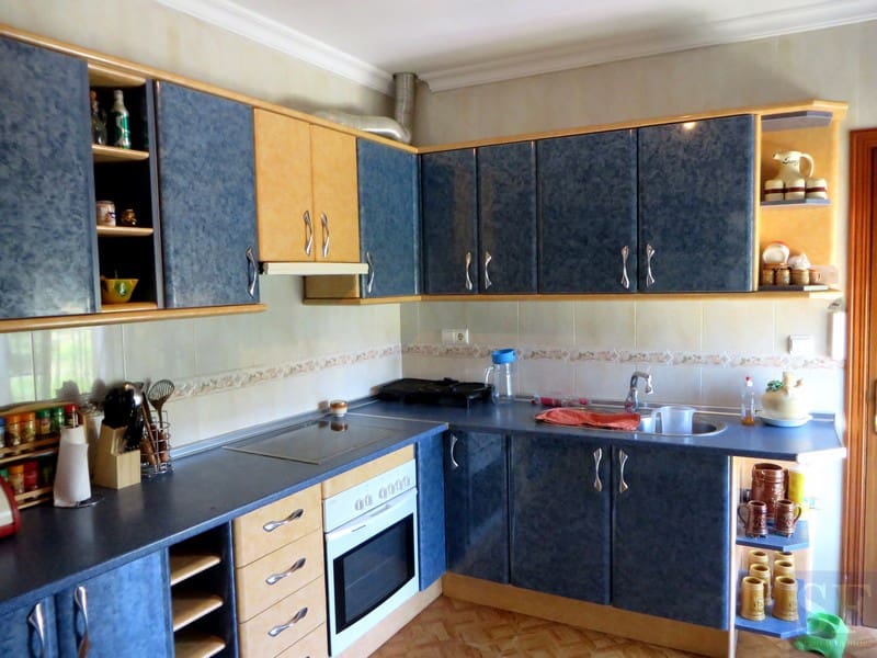 5 soveværelse Byhus til salg i Sedella med garage - € 315.000 (Ref: 3988169)