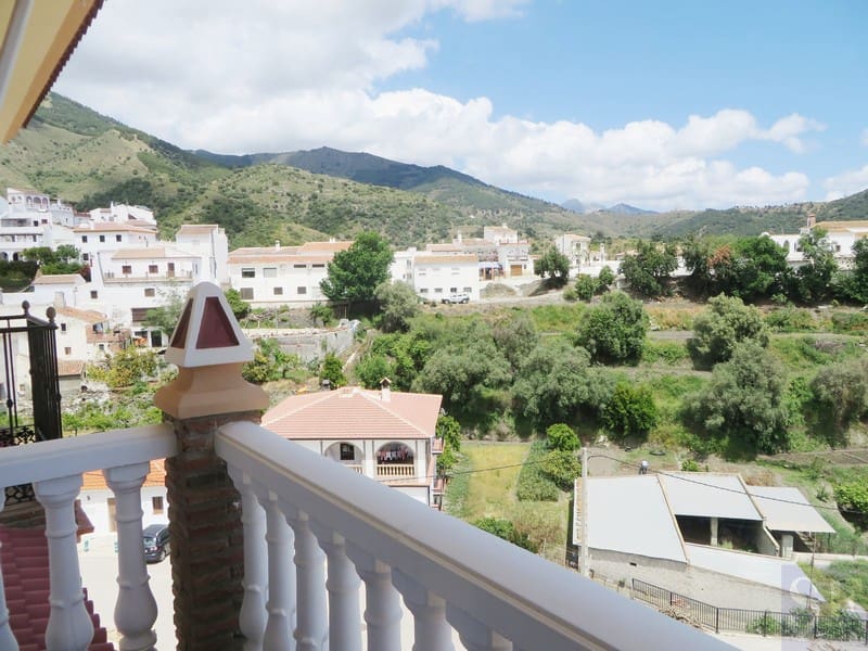 5 soveværelse Byhus til salg i Sedella med garage - € 315.000 (Ref: 3988169)