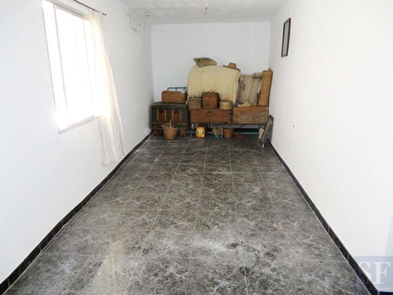 2 bedroom Townhouse for sale in Competa - € 160,000 (Ref: 4122025)