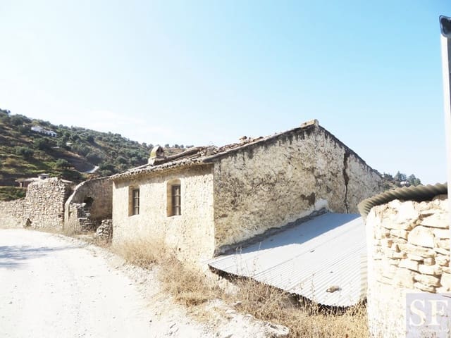 6 soverom Finca/Herregård til salgs i Sayalonga - € 75 000 (Ref: 4122029)