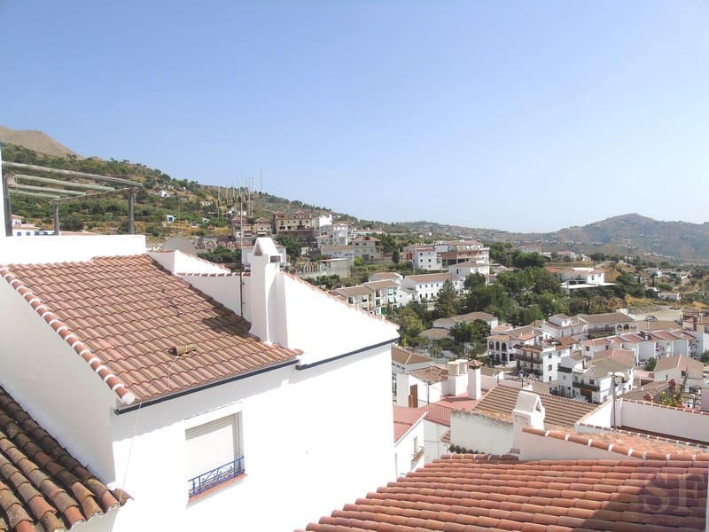 3 quarto Casa em Banda para venda em Canillas de Albaida - 175 000 € (Ref: 4142458)