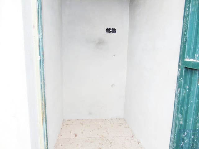 Hus til salgs i Canillas de Albaida - € 62 500 (Ref: 4142459)