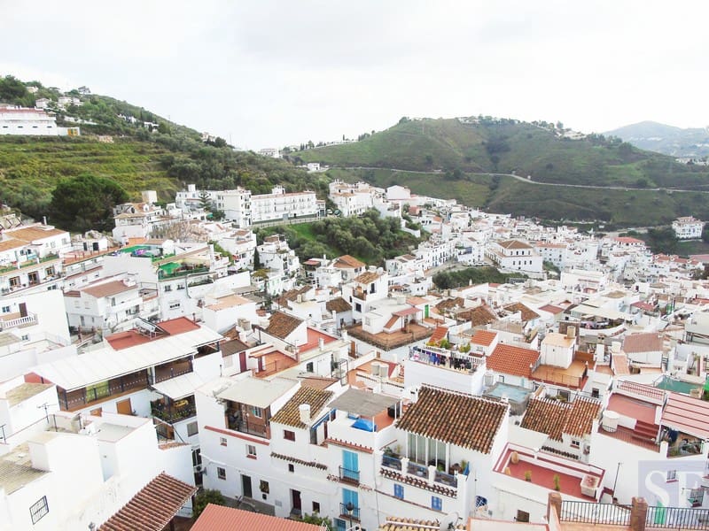 3 bedroom Townhouse for sale in Competa - € 183,500 (Ref: 4272874)