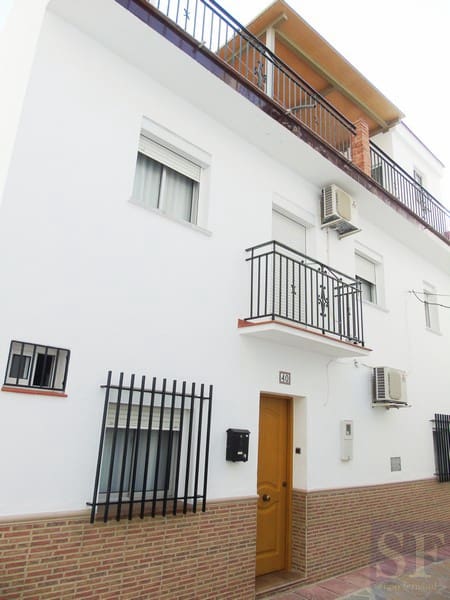 3 bedroom Townhouse for sale in Competa - € 183,500 (Ref: 4272874)