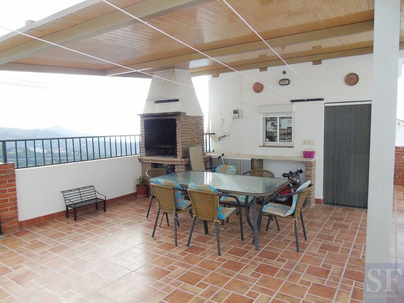 3 bedroom Townhouse for sale in Competa - € 183,500 (Ref: 4272874)