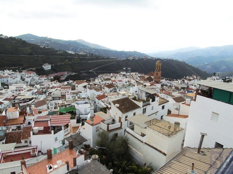 3 bedroom Townhouse for sale in Competa - € 183,500 (Ref: 4272874)