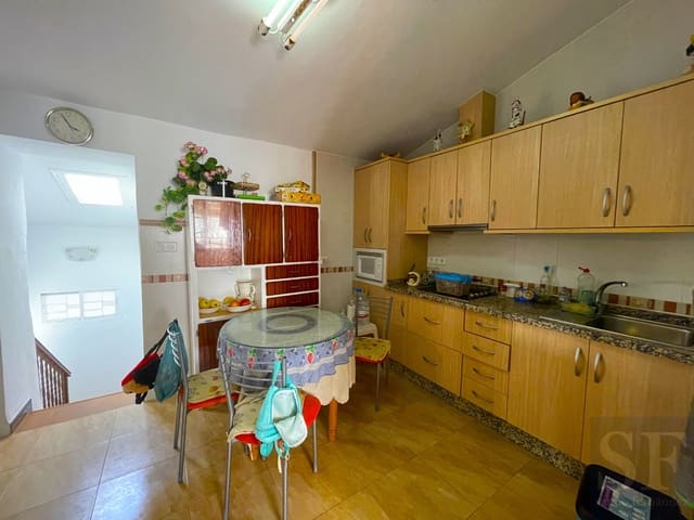 4 camera da letto Casa in vendita in Sayalonga - 129.000 € (Rif: 4307188)