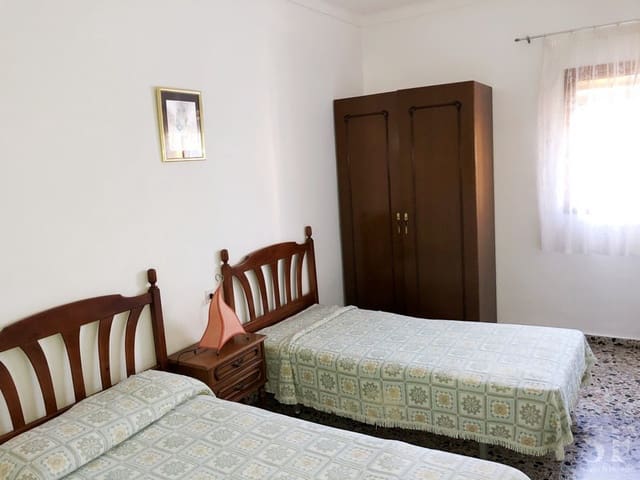8 camera da letto Casa in vendita in Sayalonga - 221.000 € (Rif: 4339311)