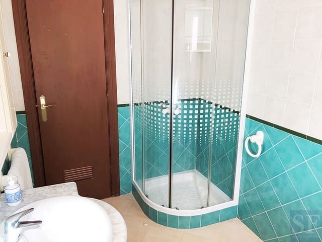 8 camera da letto Casa in vendita in Sayalonga - 221.000 € (Rif: 4339311)