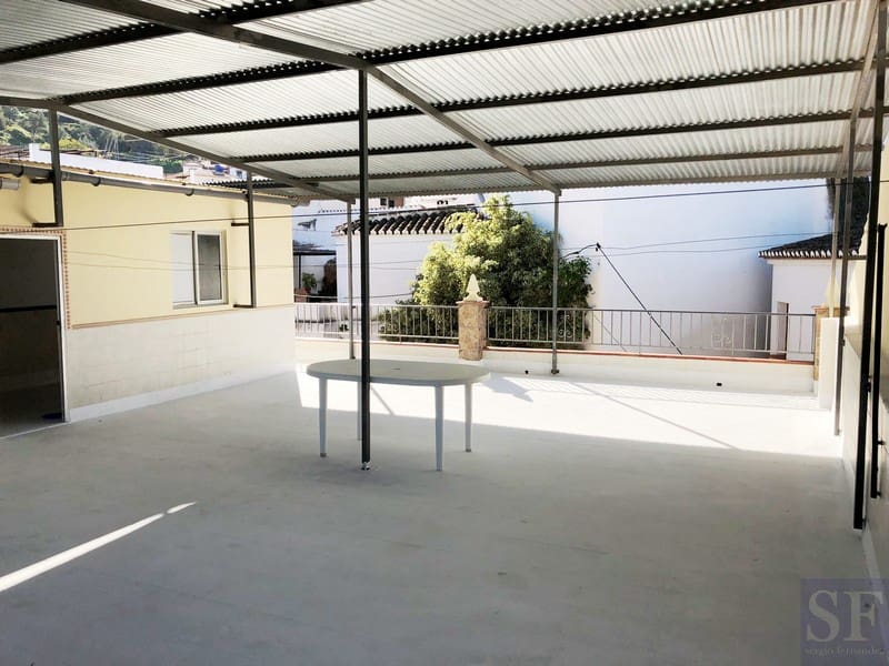 8 camera da letto Casa in vendita in Sayalonga - 221.000 € (Rif: 4339311)