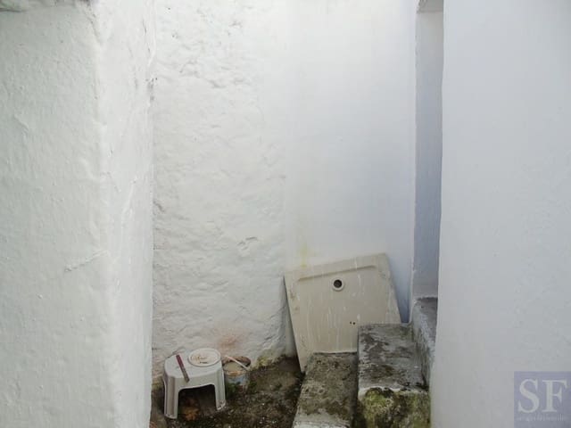 3 chambre Maison de Ville à vendre à Canillas de Aceituno - 58 000 € (Ref: 4534799)