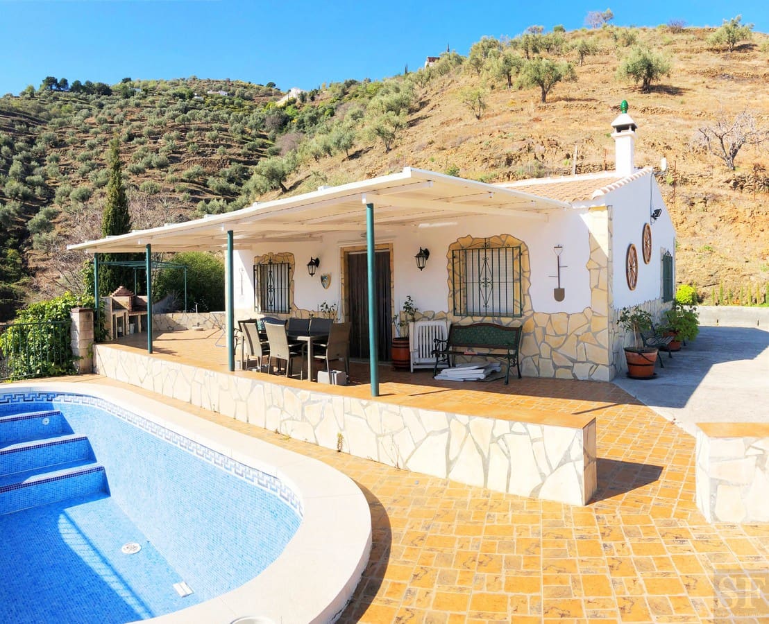 2 soverom Villa til salgs i Competa med svømmebasseng - € 450 000 (Ref: 4534825)