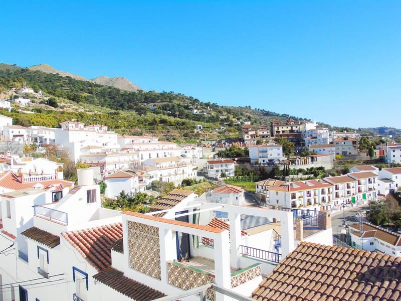 3 bedroom Townhouse for sale in Canillas de Albaida - € 129,000 (Ref: 4534834)